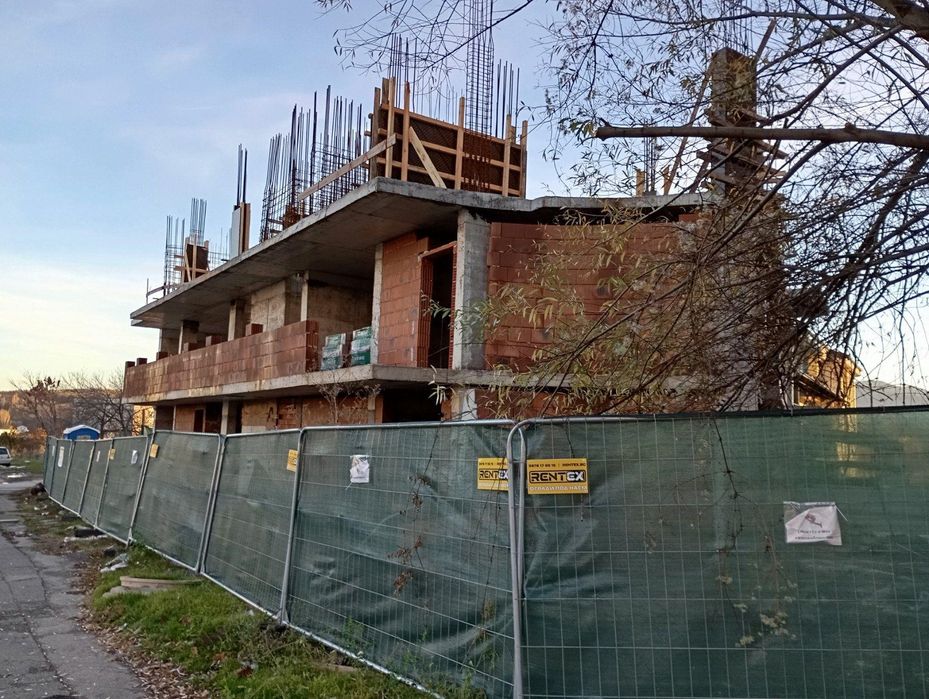 Продава се Тристаен апартамент в София, Люлин 5 - 88 кв.м за 849 €/кв.м - Снимка #1