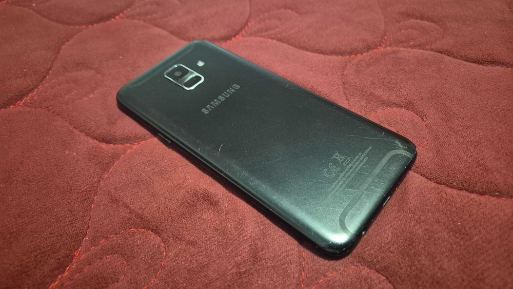 Samsung Galaxy A6 (2018)