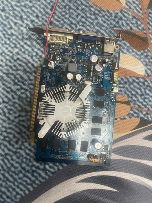 Видеокарта NVIDIA GeForce 9500 GT 1 ГБ