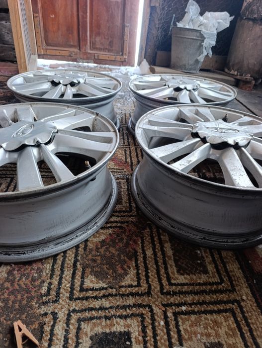 Диски на 16 разболтовка 4/100