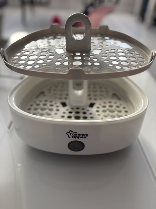 Tommee Tippee електрически парен стерилизатор