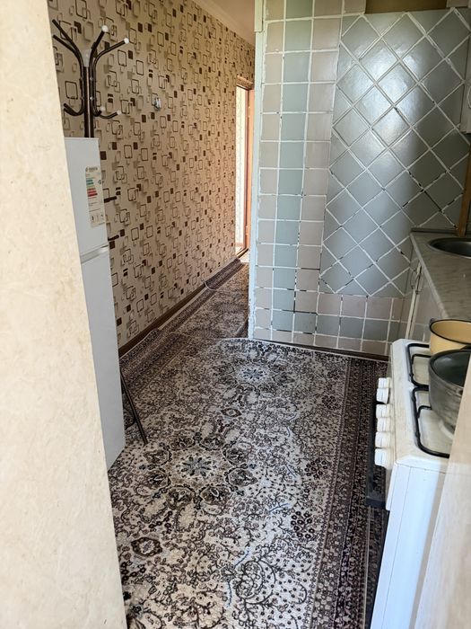 Sheriklikga 1 xonali kvartira bor 800 mingdan
