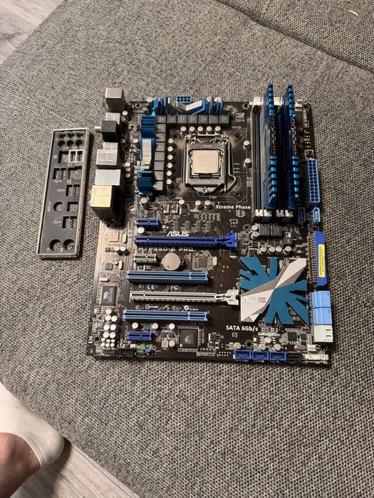 Kit i5 750 8GB RAM / Asus p7p55d + i5-750 + 2x4GB Corsair Vengeance - Gaming 2010