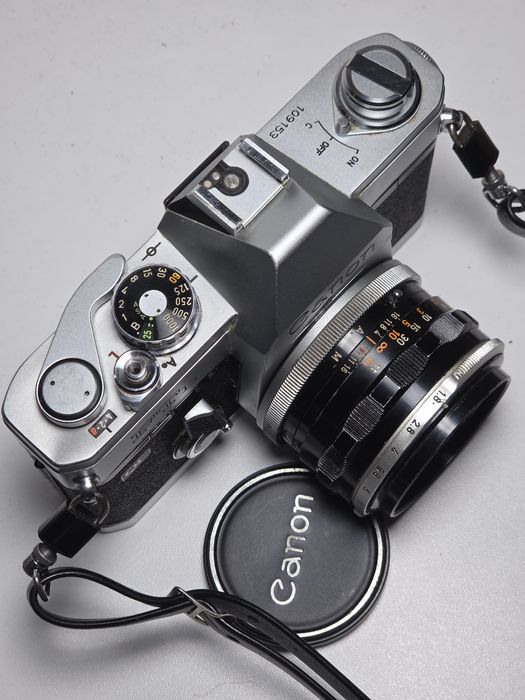 Canon AE-1 program (foto vintage)
