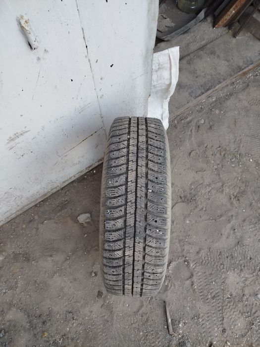 Продам резину б/у