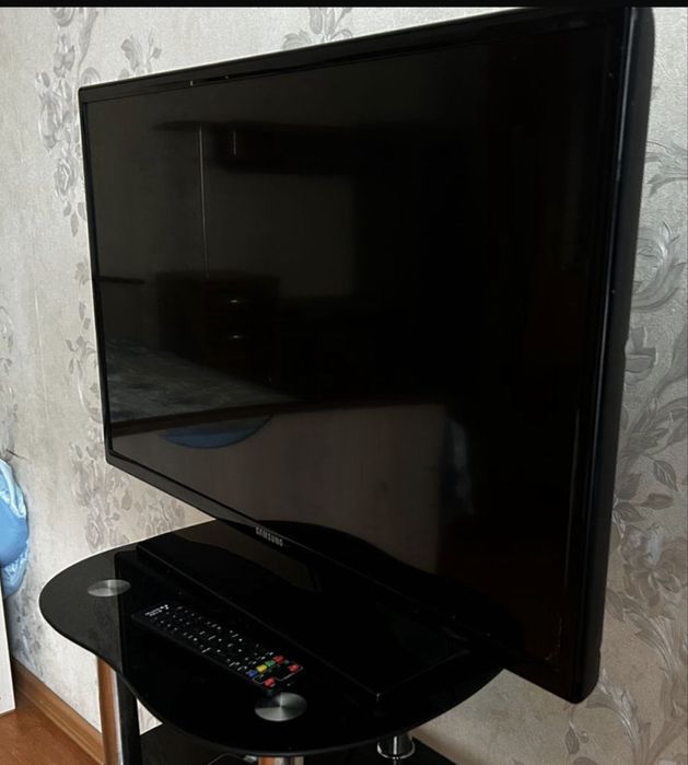 телевизор SAMSUNG