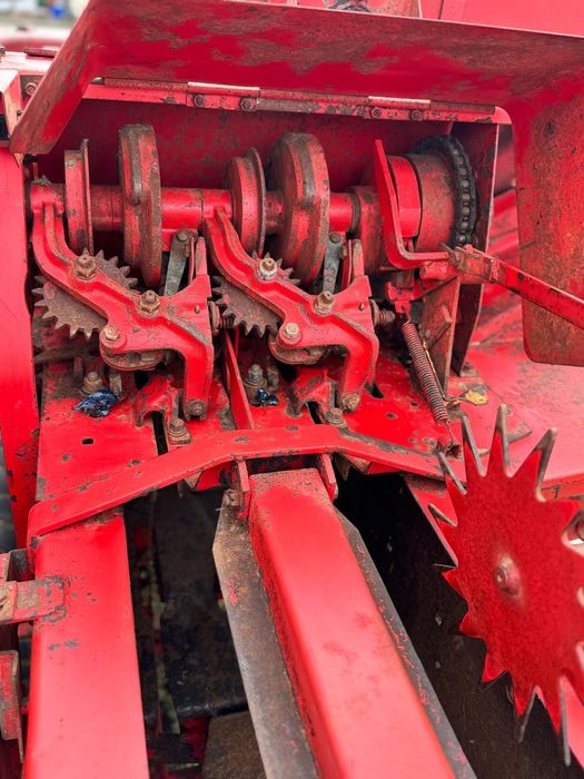 Balotiera / Presa baloti Massey Ferguson 20-8 /  complet funcțională / vopsea originala / welger / class