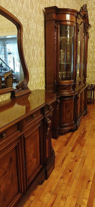 Гостиная мебель новая производство Италия