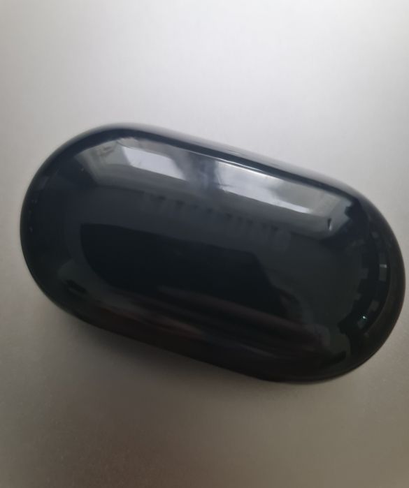 Кейс от наушников Galaxy Buds+