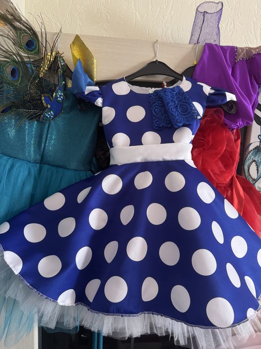 Продам наряды для утренников и праздников со скидкой