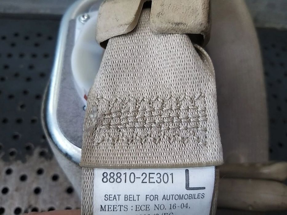 Centura siguranta stanga fata hyundai tucson jm 888102e301l