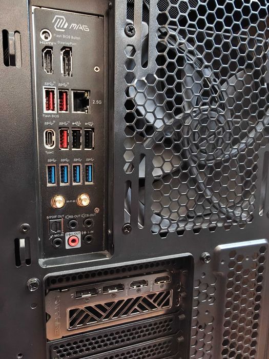 Геймърски | Ryzen 5 7600X | RX 7900 GRE 16GB | 32GB RAM | NVMe | WiFi