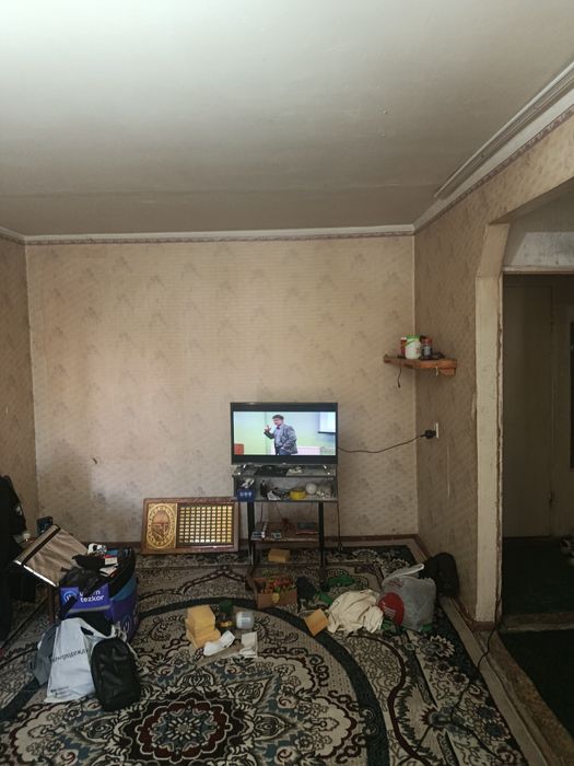 Продам квартиру срочно.