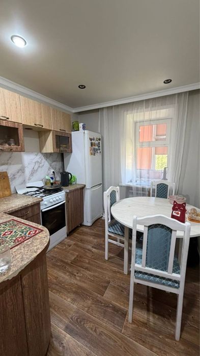 Продам 3-х комнатную квартиру