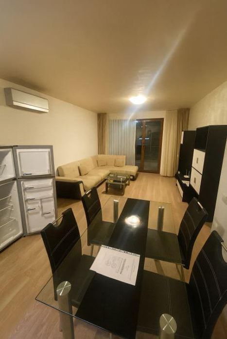 Двустаен апартамент в района на м-т Ален Мак!