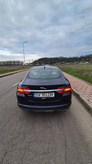 Jaguar XF 2.0 DIESEL 2014