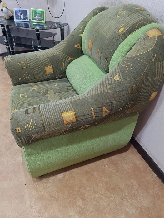 Продам кресло в хорошем состоянии