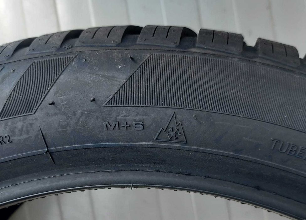 245/40 R18, 97Y, PETLAS, PT565, Anvelope mixte M+S