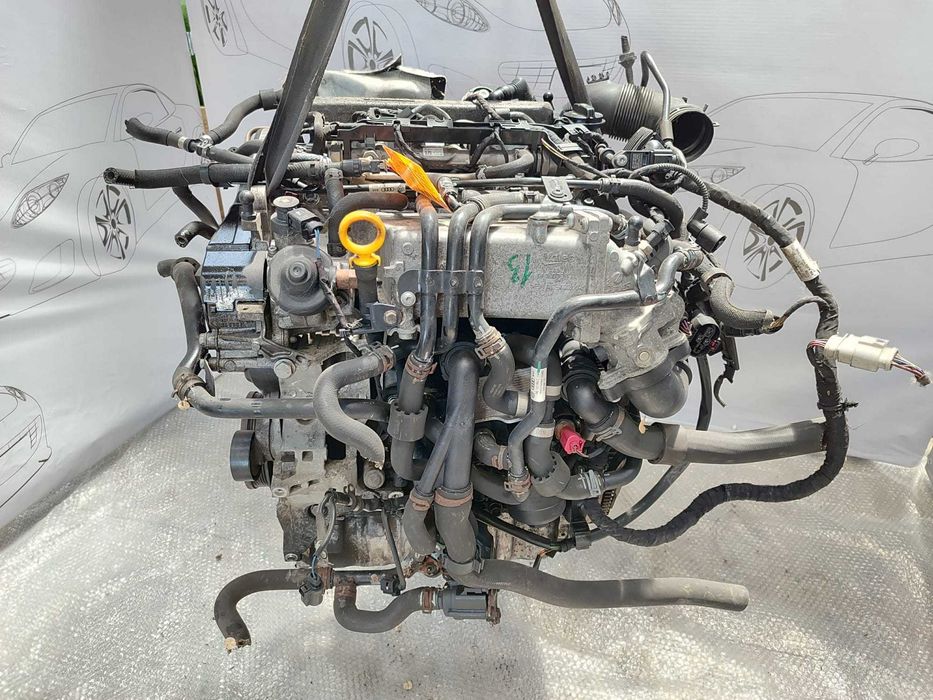 Motor Complet Seat Leon (5F) 1.6 TDI 77kW / 105CP / Euro 5 / Cod Motor CLHA /  04L100090