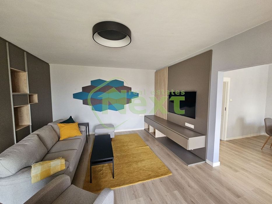 Дава се под наем Четиристаен апартамент в София, Младост 3 - 124 кв.м за 1300 € - Снимка #1