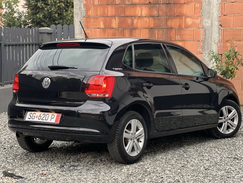 VOLKSWAGEN Polo 2011 — imagine 3