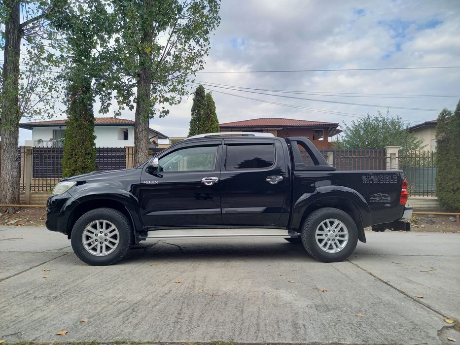 TOYOTA  HILUX AN  12/2015  2,5 D-4D145 cp euro 5