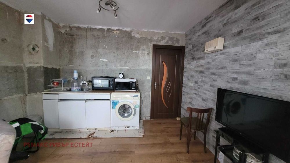 Двустаен апартамент за продажба кв. Чародейка Север - снимка 6