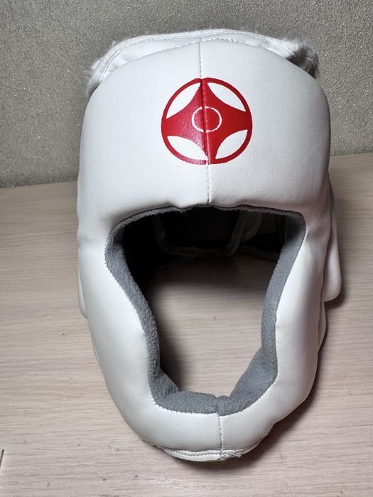 Шлем для карате, бокса