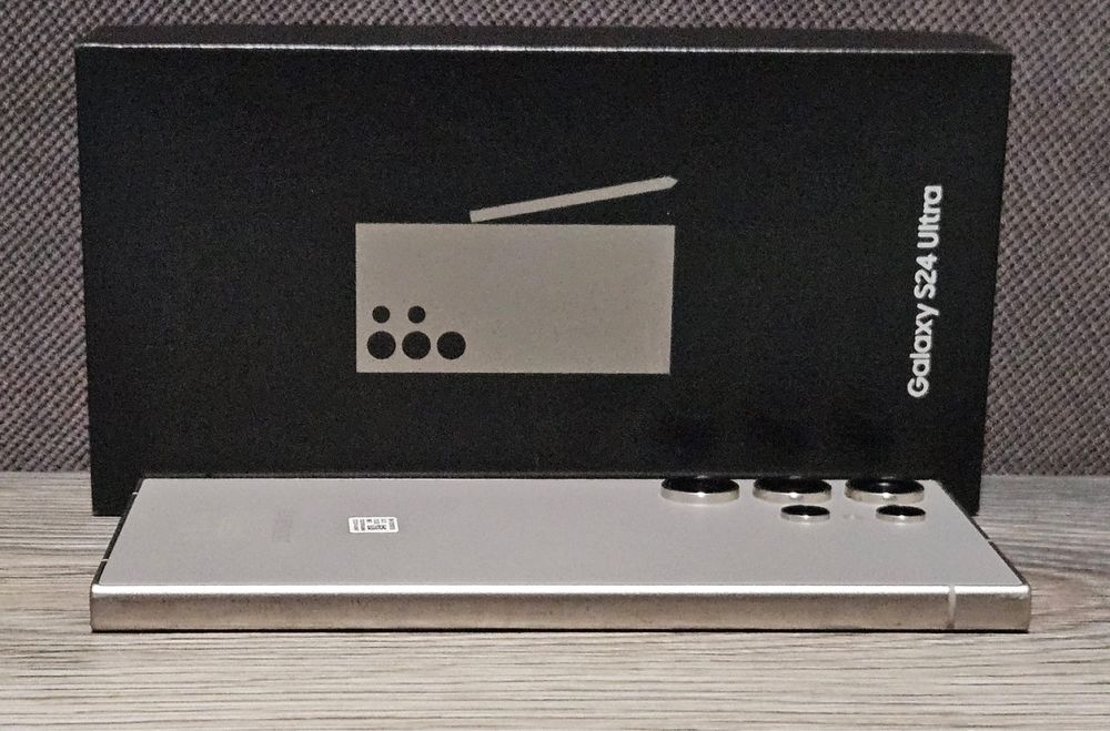 Samsung S24 Ultra 512 gb 256 gb