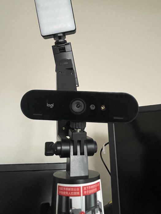 Продам logitech brio 4k stream