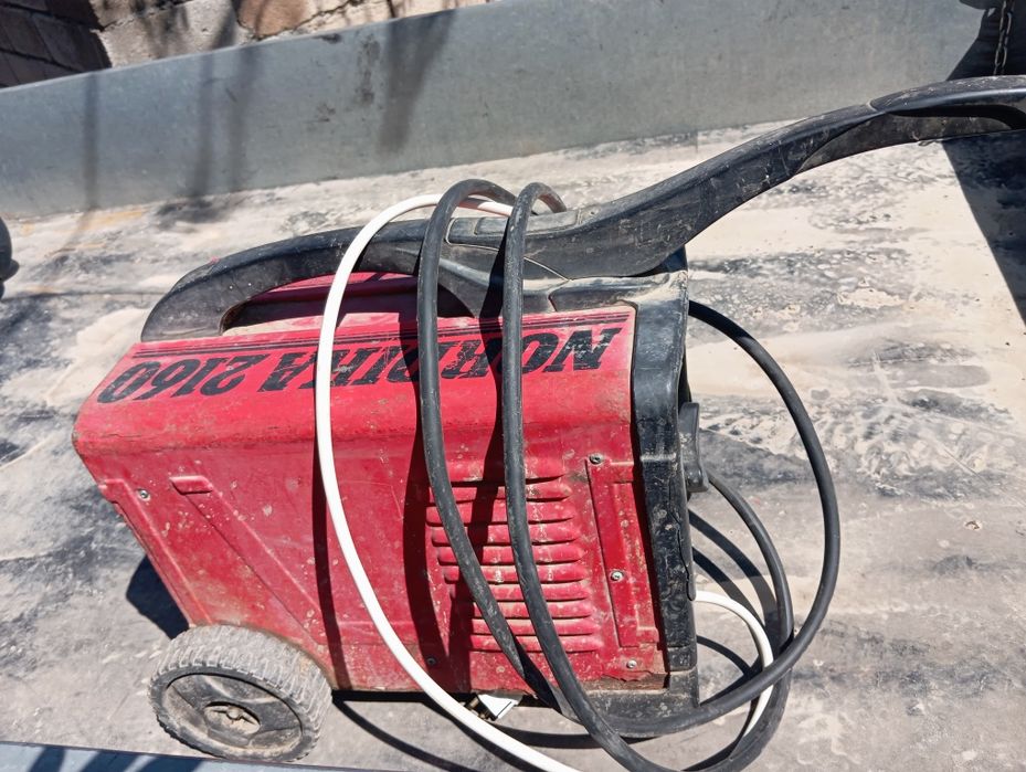 Сварични апарат сотилади