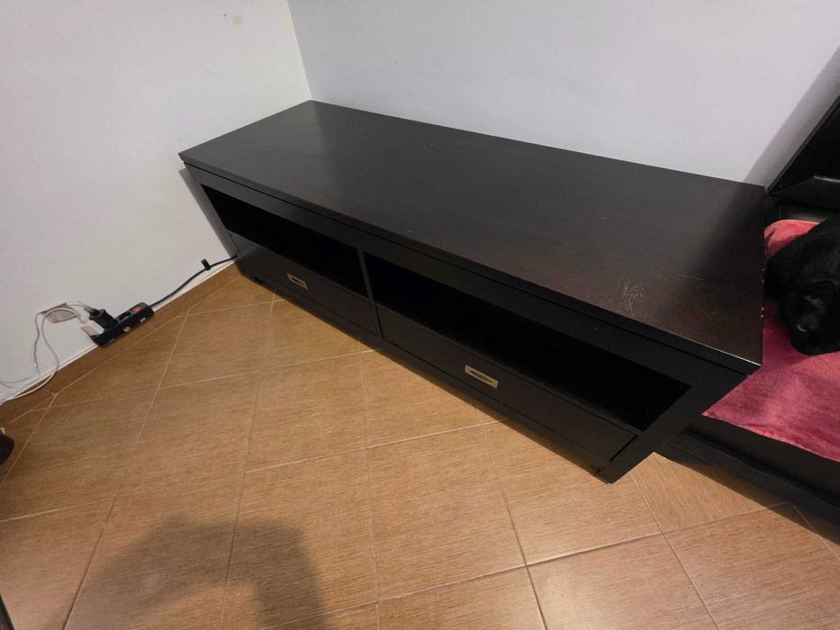 Vand comoda cu polita TV din lemn masiv