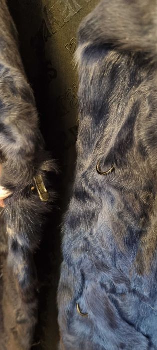 Палто от естествен астраган