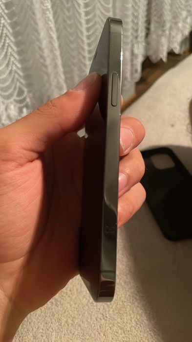 iPhone 12pro……..
