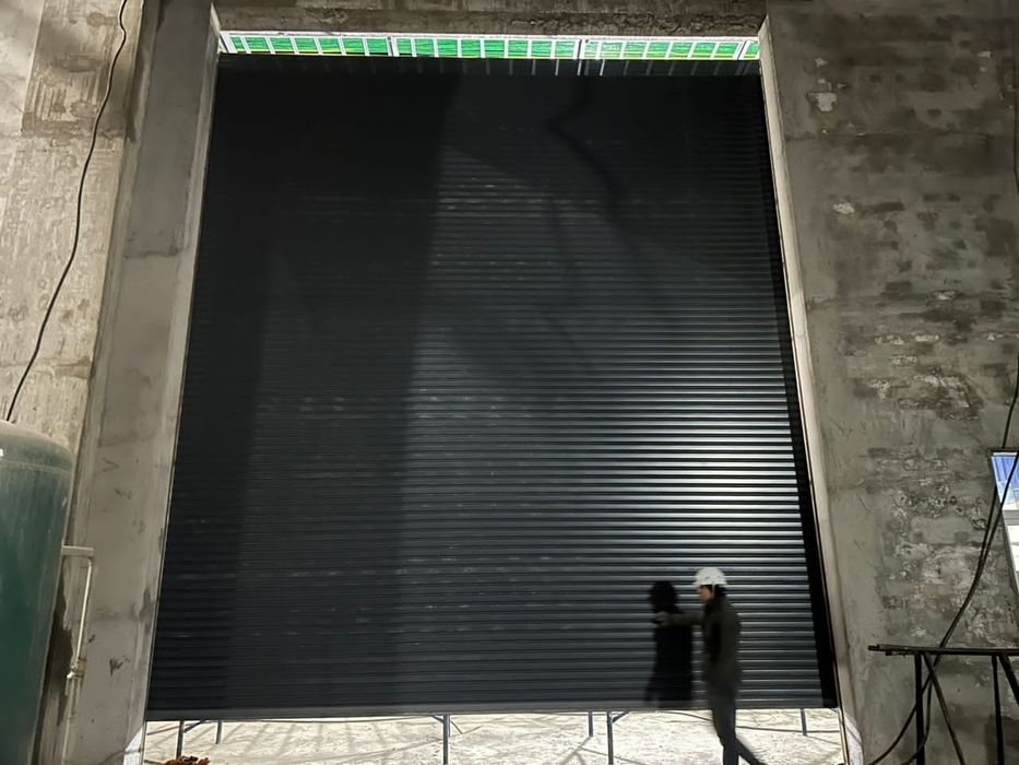 Металический уралиб йигилувчан дарвазалар