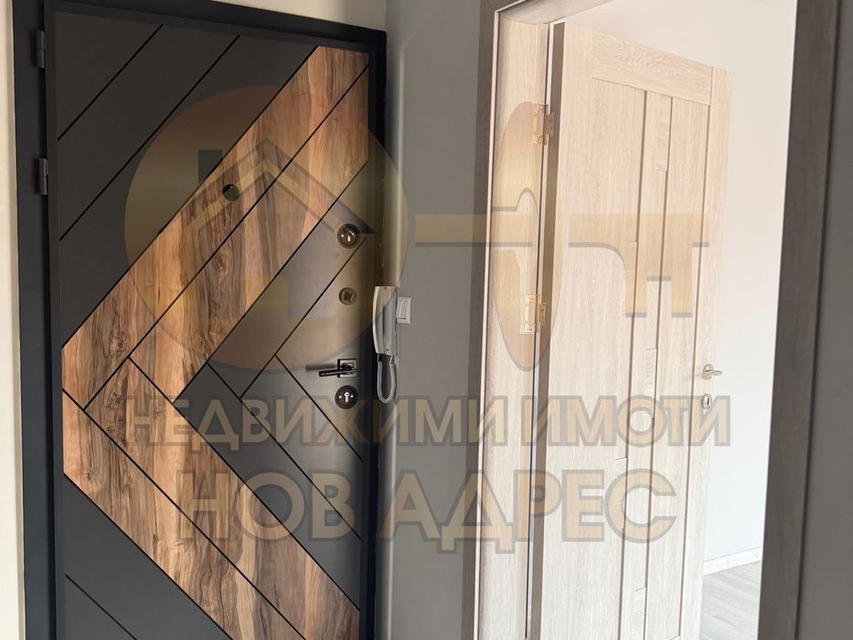 Продава се Двустаен апартамент в Търговище, Център - 81 кв.м за 1039 €/кв.м - Снимка #3