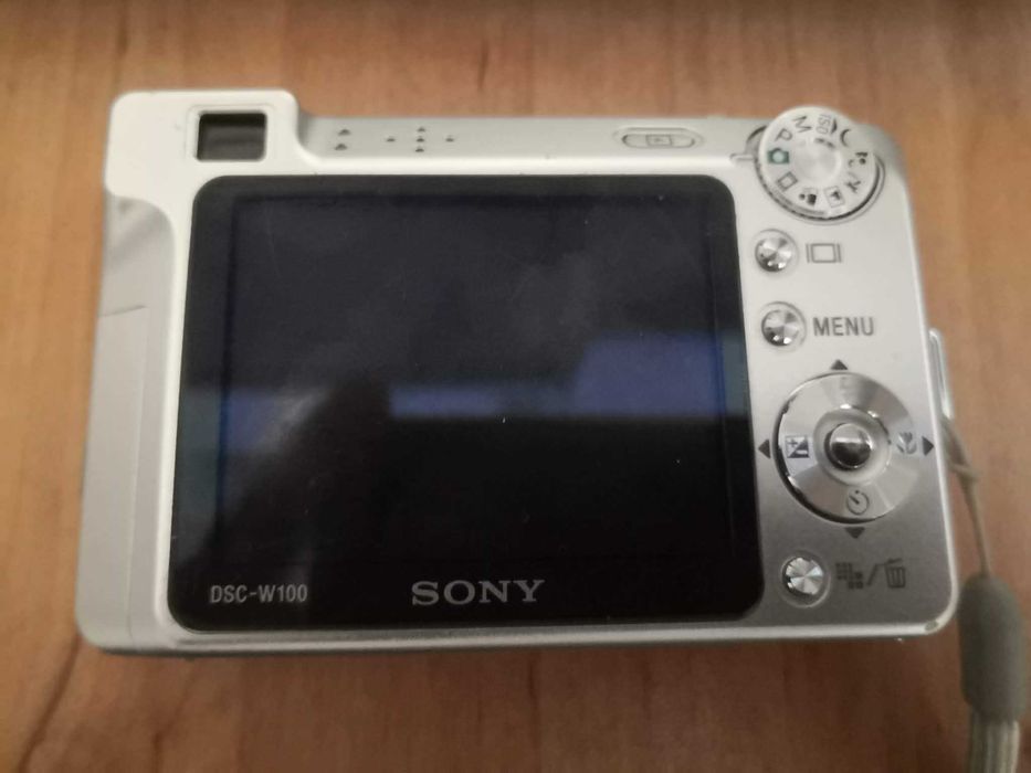 Фотоапарат Sony DSC W100