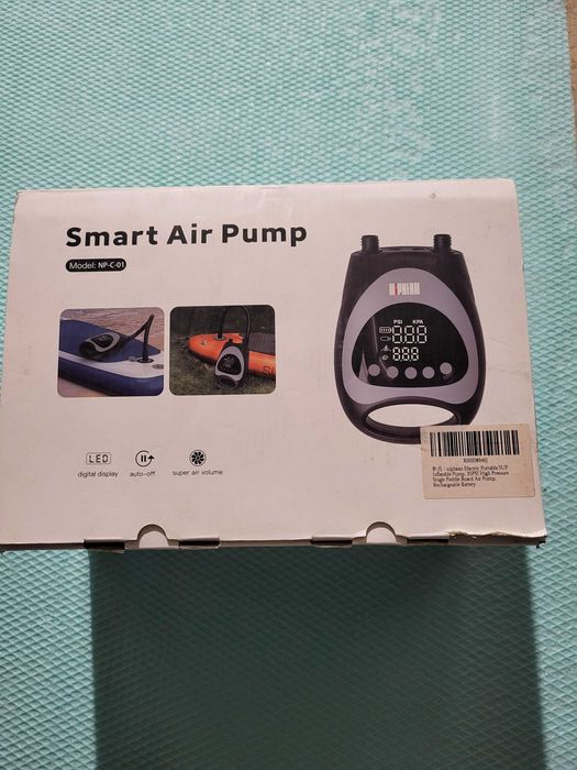 Pompa electrica la priza de masina 12V