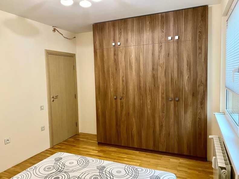 Продава се Едностаен апартамент в София, Център - 75 кв.м за 1067 €/кв.м - Снимка #4