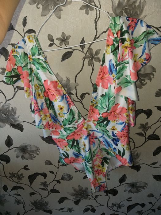 Продам купальник.