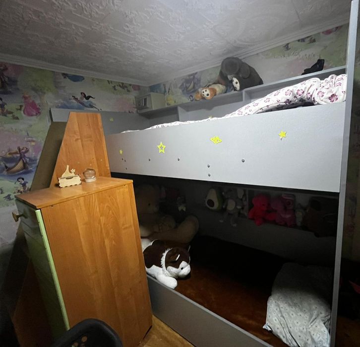 Кровать двухъярусная