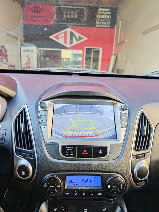 Монтаж на мултимедии ,камери,парктрониции и аудио системи