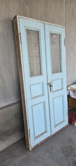 Продаётся двер 2.7 на 1.7 б/у