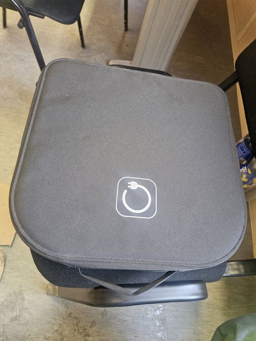 Vând cablu statie pentru hybrid Mercedes Benz