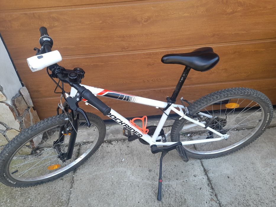 Bicicleta rockrider 100st fără suspensie varianta junior 8-10 ani