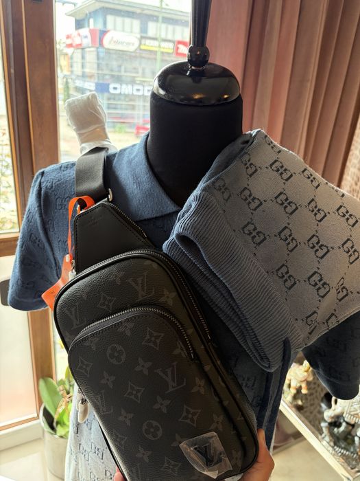 Compleu Gucci Bărbați Albastru – Nou – M/L