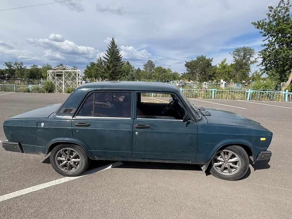 Ваз 2107.