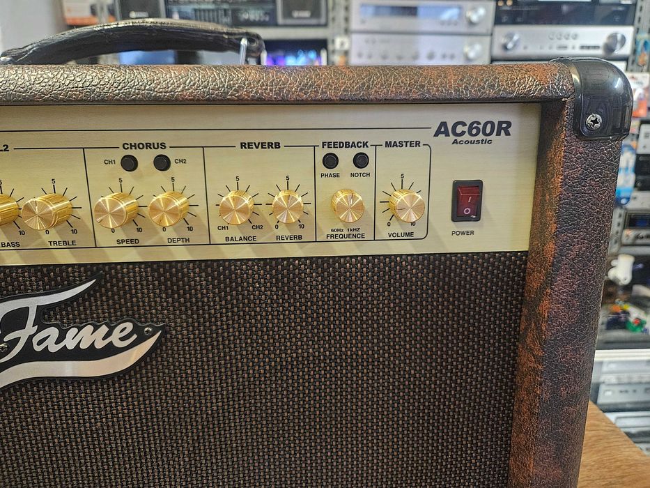 Китарно кубе Fame AC60R Acoustic Combo – Кристален звук за Вашата китара и вокал