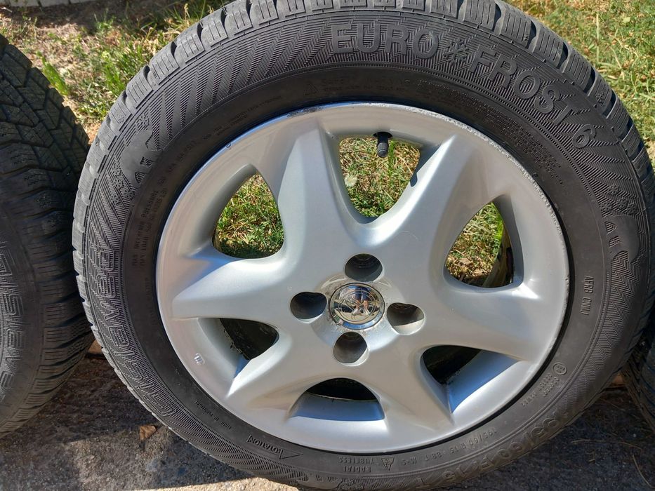 джанти Toyota 15" комплект със зимни гуми