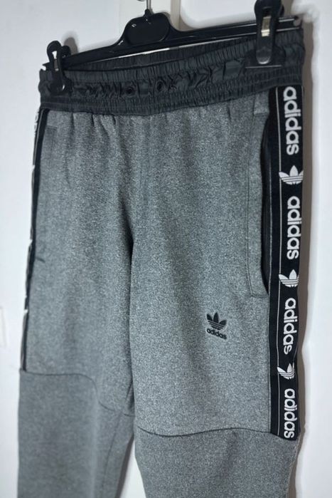 Pantaloni Adidas originali